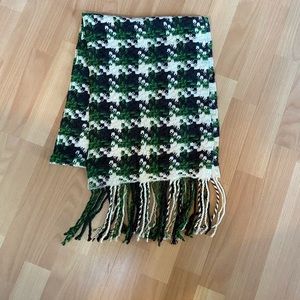 Banana Republic Green Plaid Wool Scarf, EUC